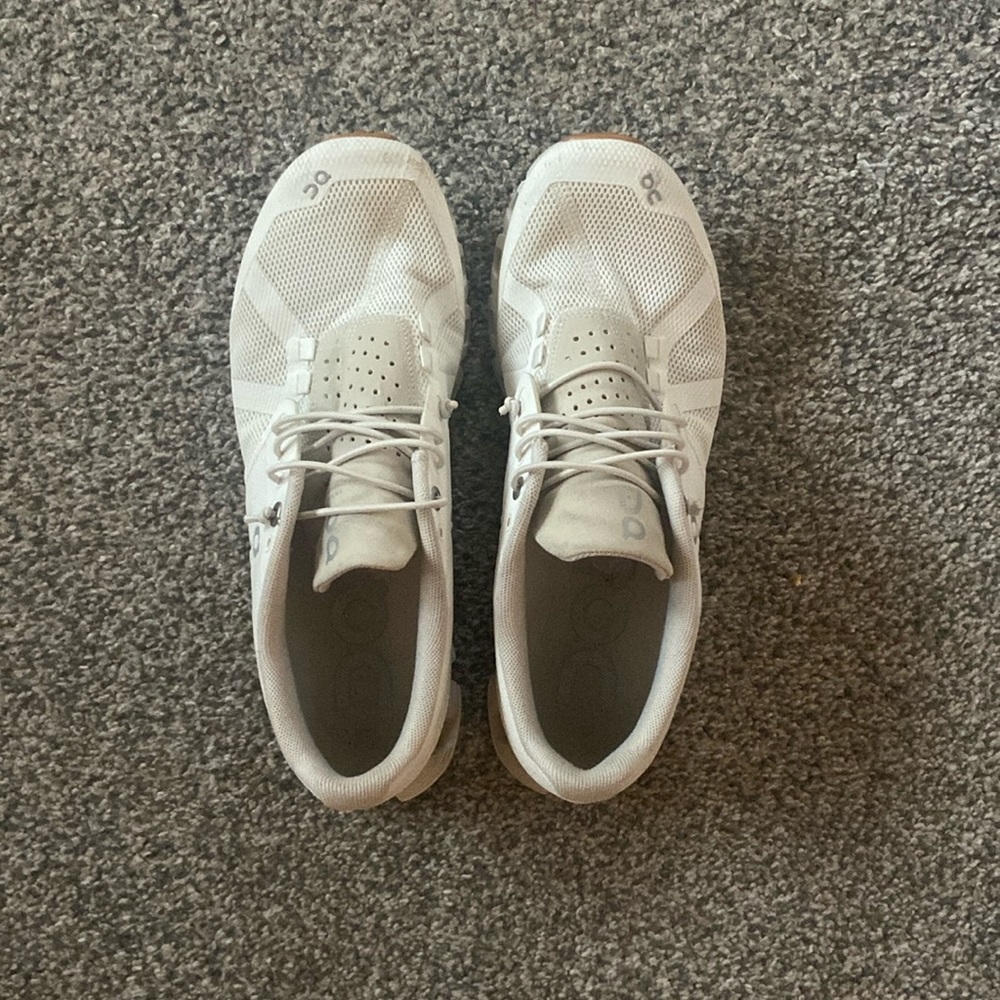 Women’s On Cloud 5